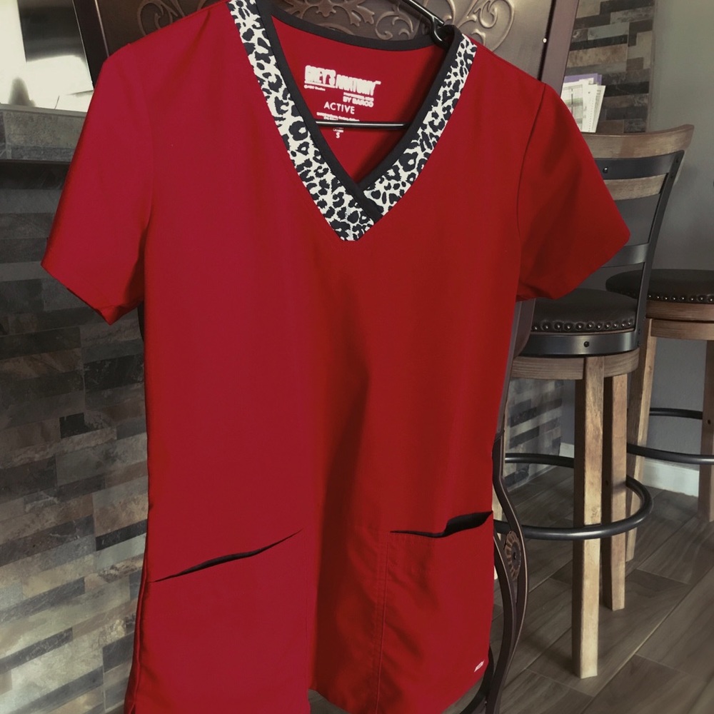 GREYS ANATOMY SCRUB TOP